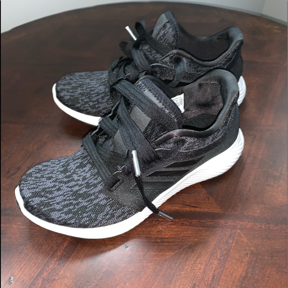 Adidas Tennis Shoes